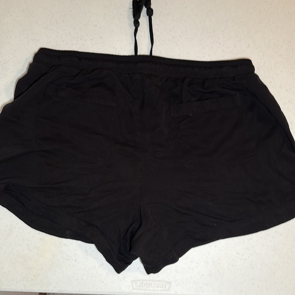 Boutique Black Pull On Shorts Size 1X - Picture 3 of 6